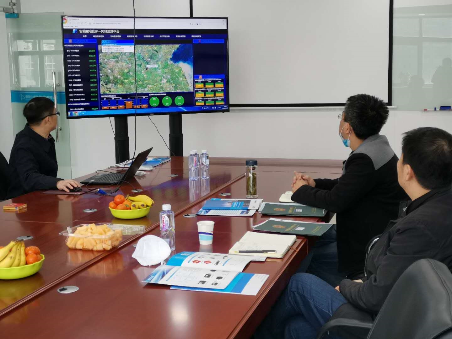 雷電預(yù)警監(jiān)測(cè)系統(tǒng)